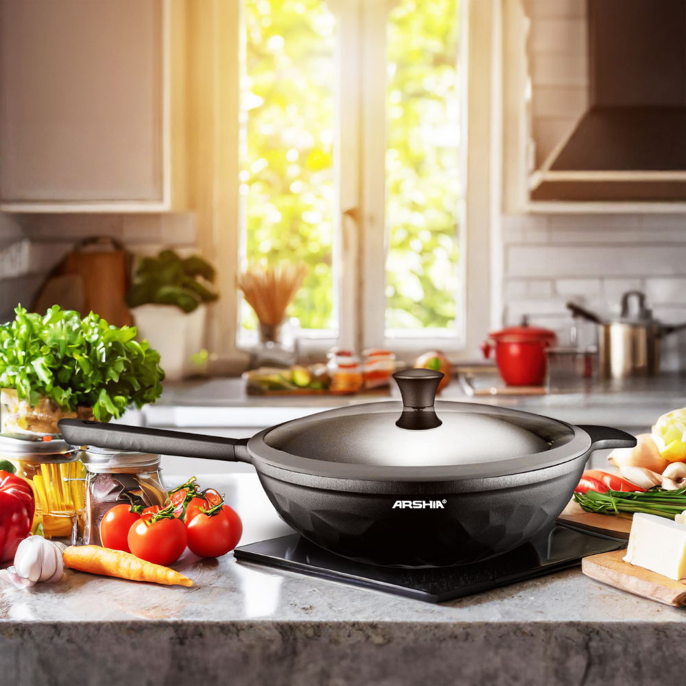 Arshia Wok Pan with Lid 32cm