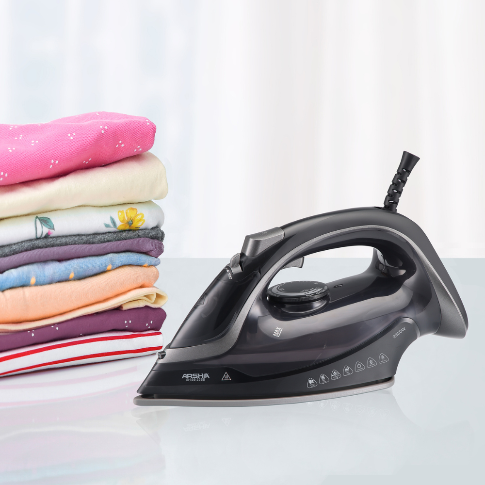 Arshia Steam Iron – 2830W Black & Silver, Auto Shut-Off, Anti-Drip, Dual Soleplate