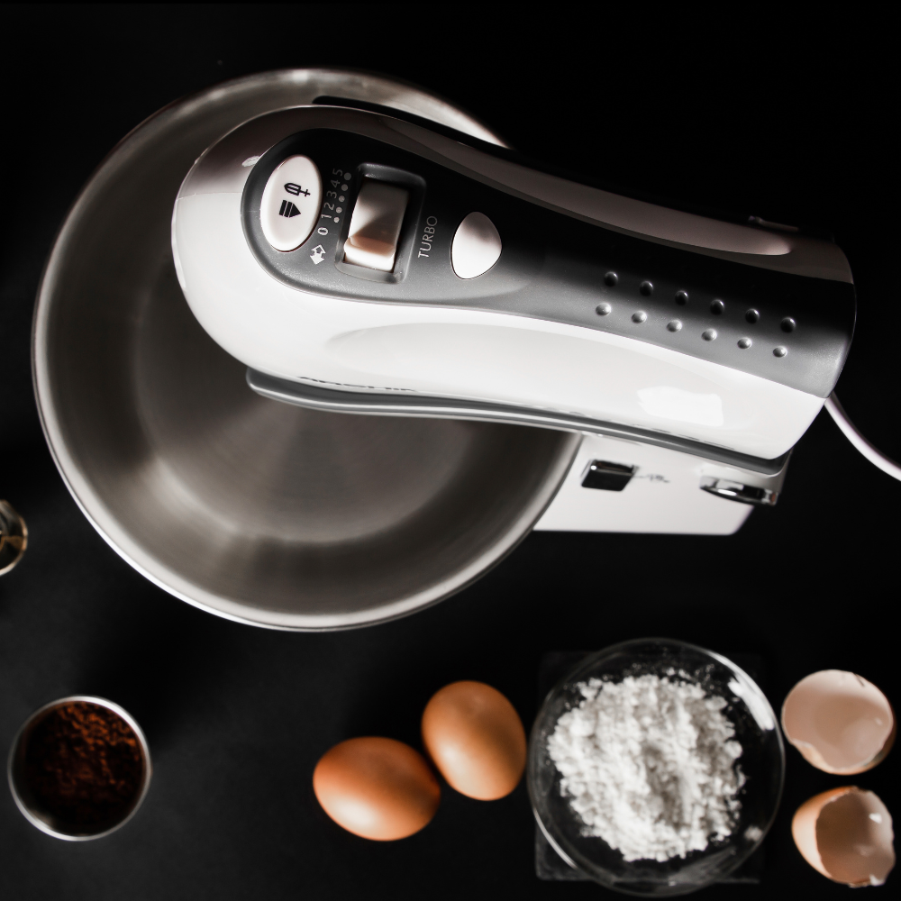 ARSHIA Hand & Stand Mixer with 2L Stainless Steel Bowl – 300W, 5 Speeds + Turbo, White