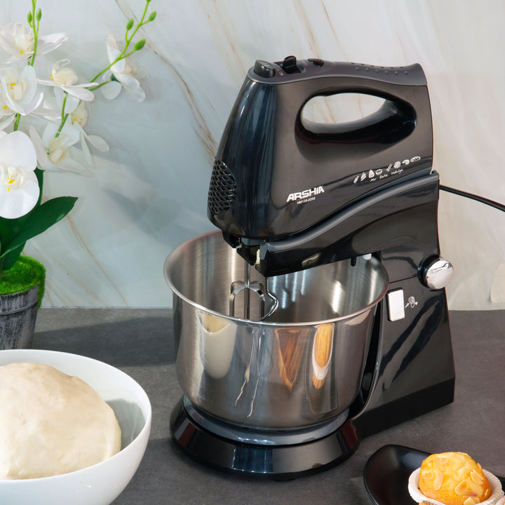 HAND MIXER